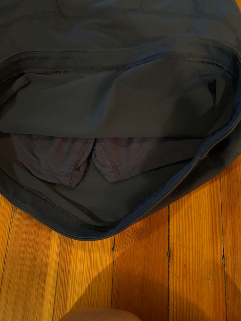 Women's Navy Active Skort with Streamlined Fit - Picture 5 of 7